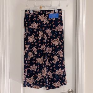 LOFT Navy Pink Floral Wide Leg Pants Pockets Cropped Capri High Rise